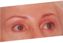Eyeliner before